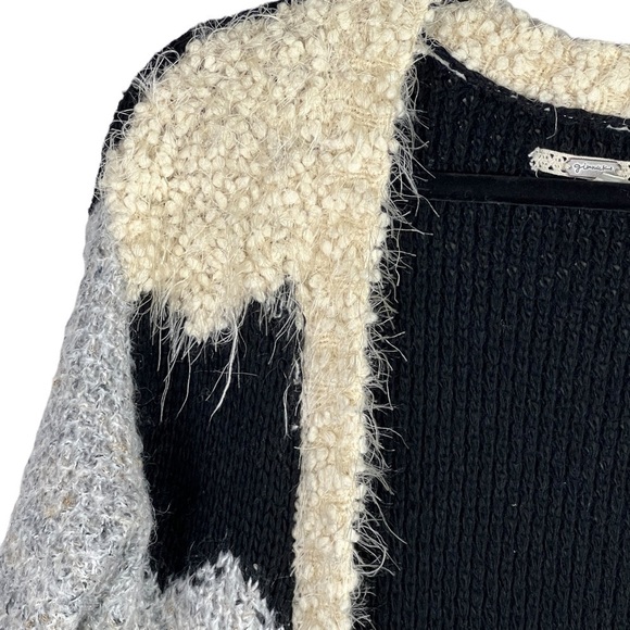 Gimmicks by BKE Color Block Cardigan Sweater Open front Wool Blend drop shoulder - Picture 3 of 9